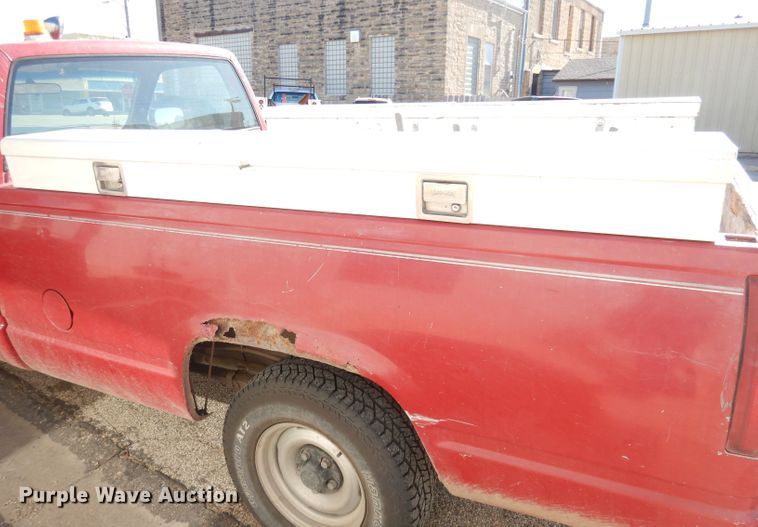 image for item DH8831 1991 Chevrolet Cheyenne 1500  pickup truck