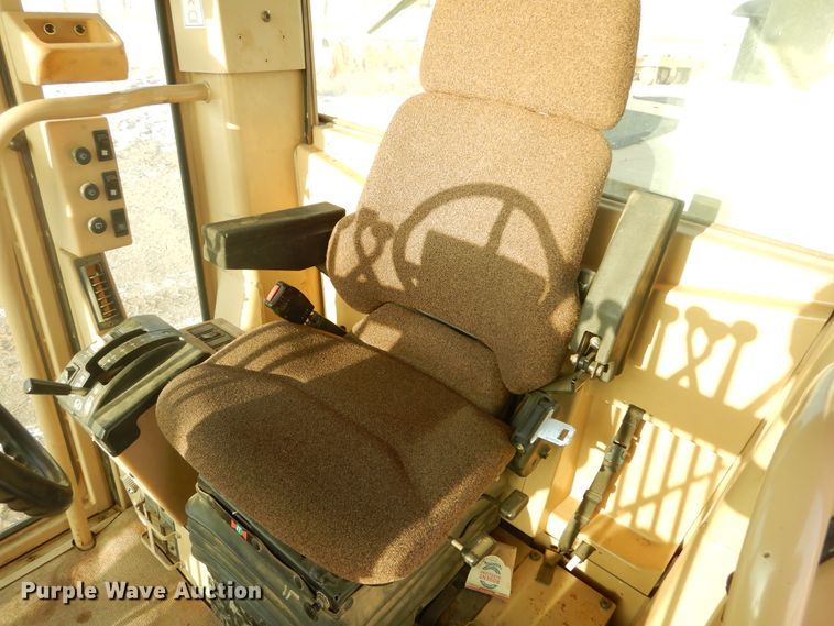 image for item DK3470 2007 Caterpillar 140H  motor grader