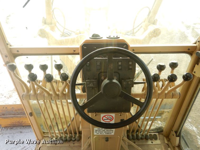 image for item DK3470 2007 Caterpillar 140H  motor grader