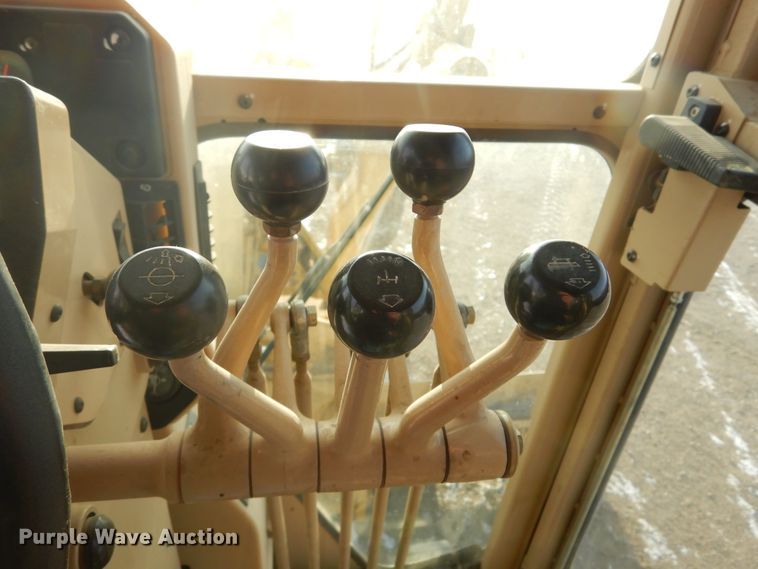 image for item DK3470 2007 Caterpillar 140H  motor grader