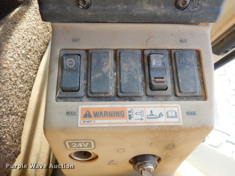 image for item DK3470 2007 Caterpillar 140H  motor grader