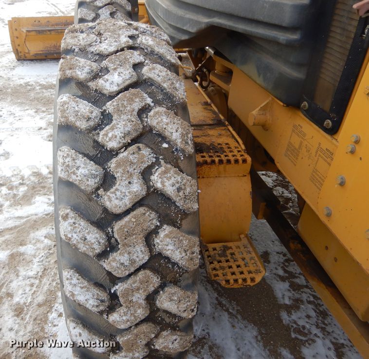 image for item DK3470 2007 Caterpillar 140H  motor grader