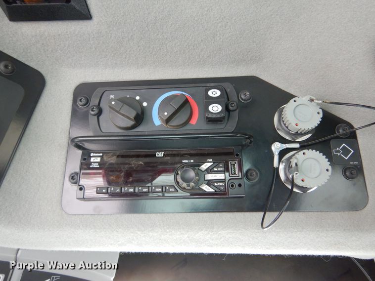 image for item DK3471 2016 Caterpillar 140M3  motor grader