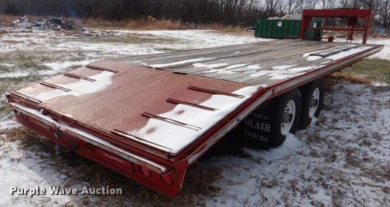 image for item DN2660 1997 Blair  equipment trailer