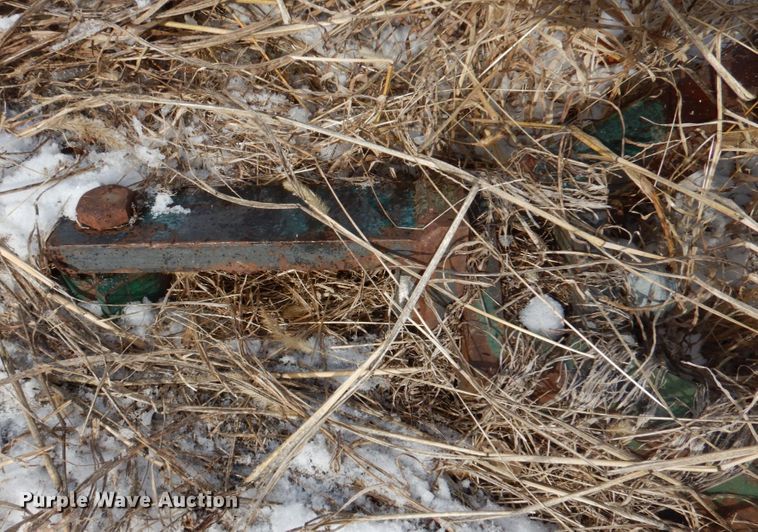 image for item DN2661 2001 Bush Wacker T-180  batwing rotary mower