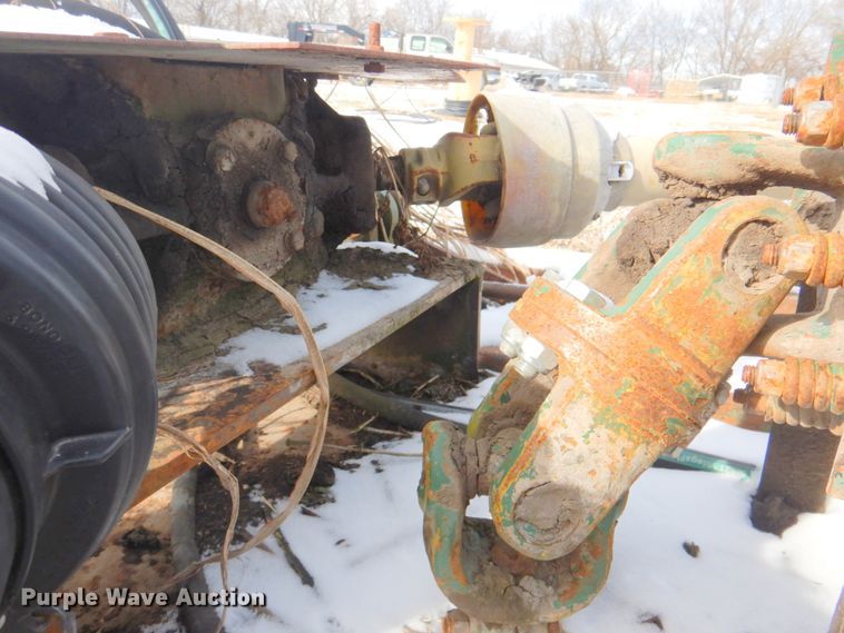 image for item DN2661 2001 Bush Wacker T-180  batwing rotary mower