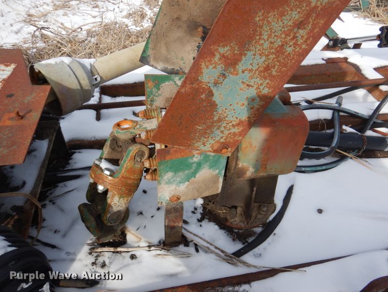 image for item DN2661 2001 Bush Wacker T-180  batwing rotary mower