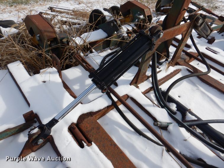 image for item DN2661 2001 Bush Wacker T-180  batwing rotary mower