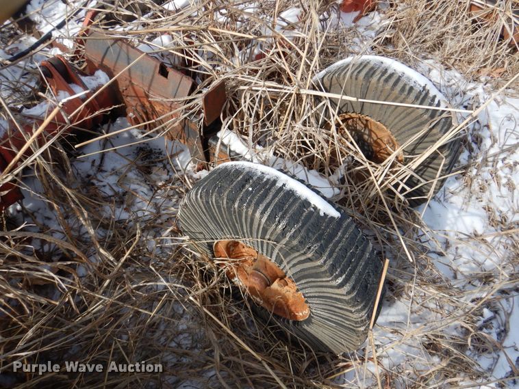 image for item DN2662 1992 Bush Hog  batwing rotary mower