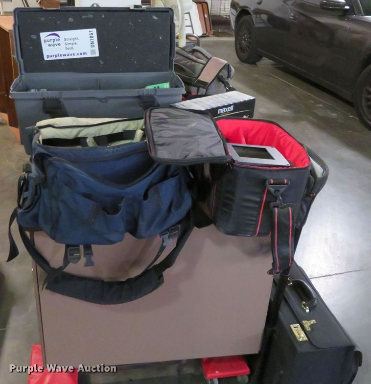 image for item DN7861 Office supplies and equipment