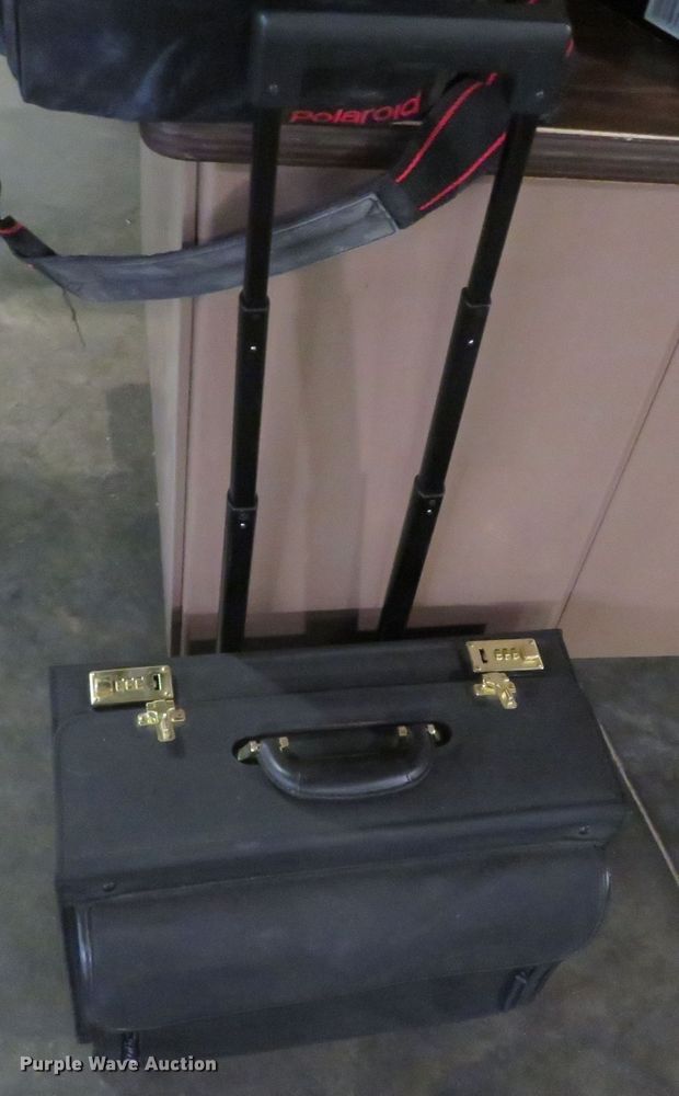 image for item DN7861 Office supplies and equipment