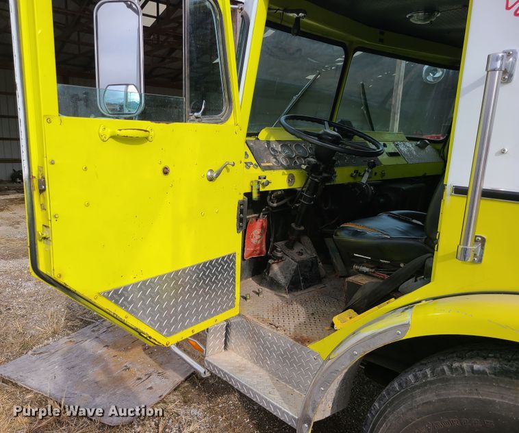 image for item GB9180 1974 Pierce A1823-301  pumper fire truck