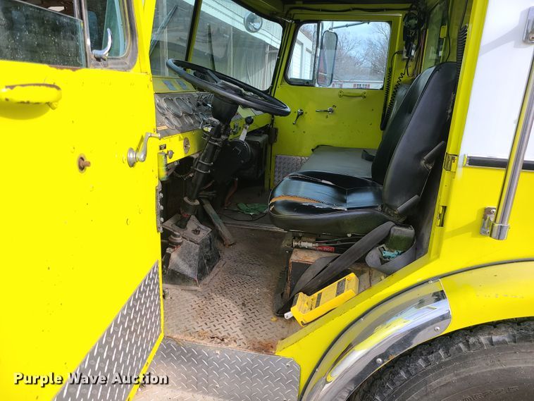 image for item GB9180 1974 Pierce A1823-301  pumper fire truck