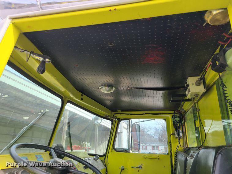 image for item GB9180 1974 Pierce A1823-301  pumper fire truck