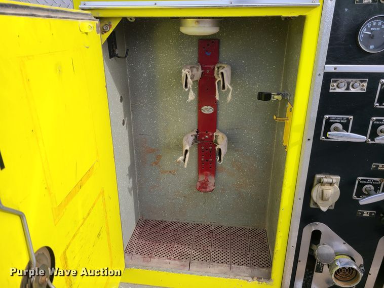 image for item GB9180 1974 Pierce A1823-301  pumper fire truck