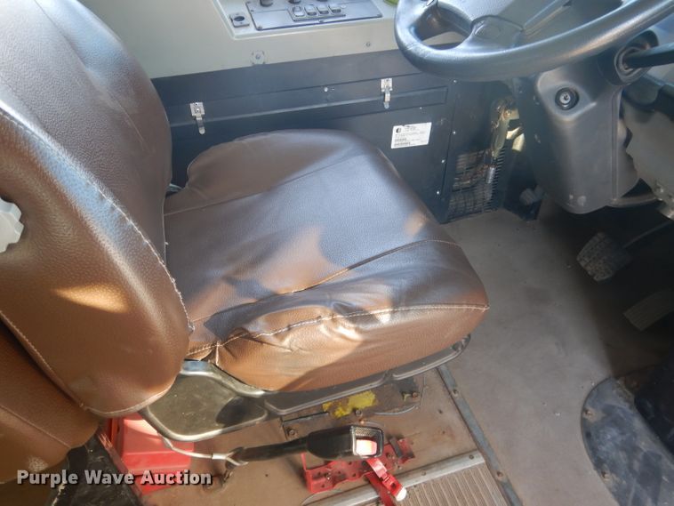 image for item HU9375 2008 Blue Bird Vision  school bus