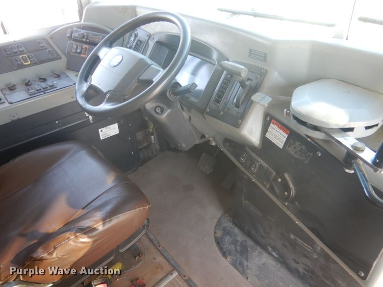 image for item HU9375 2008 Blue Bird Vision  school bus