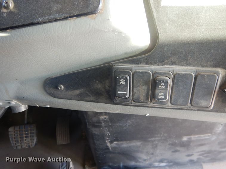 image for item HU9375 2008 Blue Bird Vision  school bus