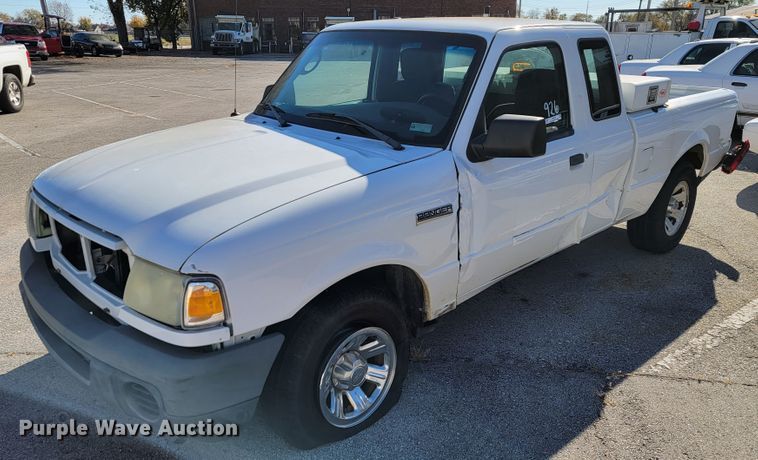 image for item ID9235 2011 Ford Ranger  SuperCab pickup truck