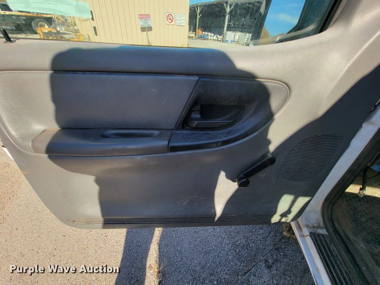 image for item ID9235 2011 Ford Ranger  SuperCab pickup truck