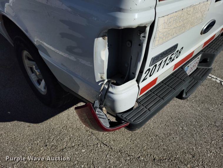 image for item ID9235 2011 Ford Ranger  SuperCab pickup truck