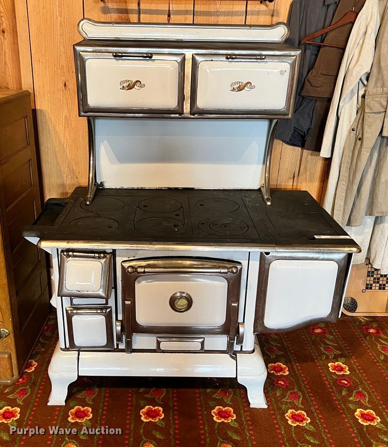 image for item ID9643 Copper Clad  stove