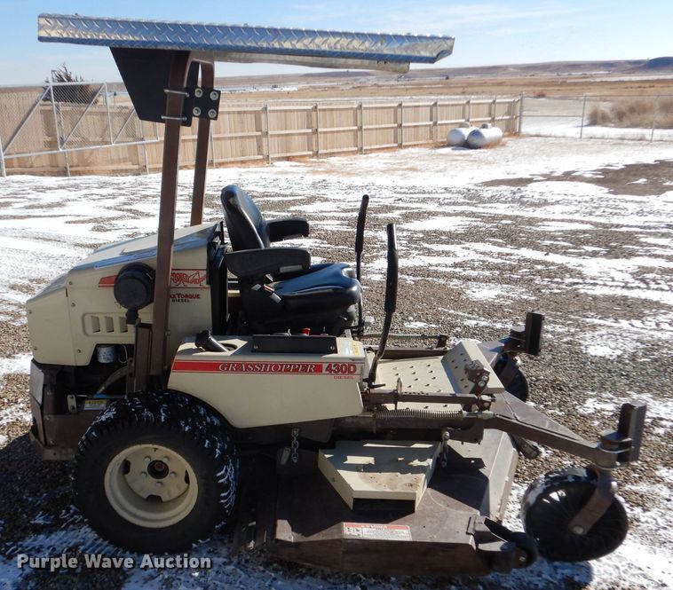 image for item IE9526 2013 Grasshopper 430D  ZTR lawn mower