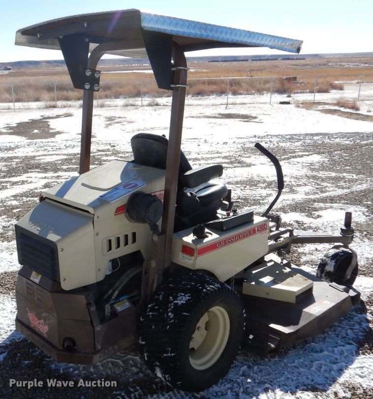 image for item IE9526 2013 Grasshopper 430D  ZTR lawn mower