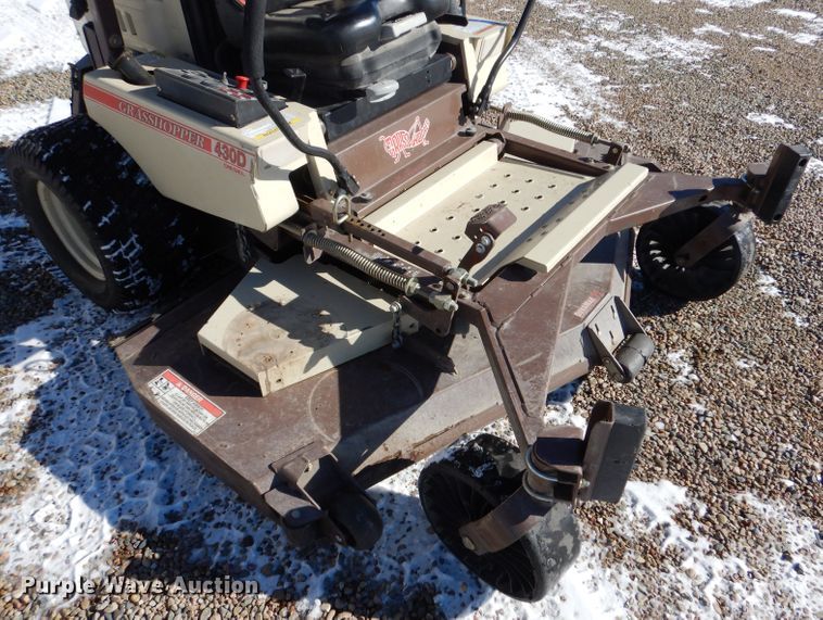 image for item IE9526 2013 Grasshopper 430D  ZTR lawn mower
