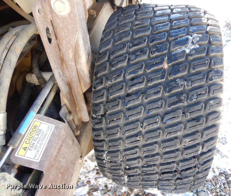 image for item IE9526 2013 Grasshopper 430D  ZTR lawn mower