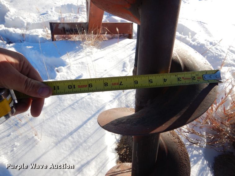 image for item IE9527 Post hole auger