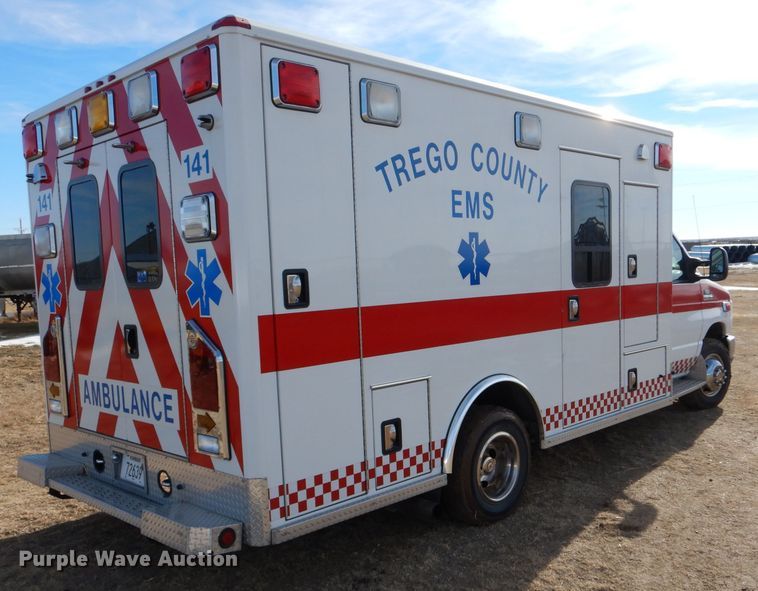 image for item IE9533 2008 Ford E450 Super Duty  ambulance