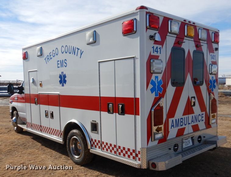 image for item IE9533 2008 Ford E450 Super Duty  ambulance