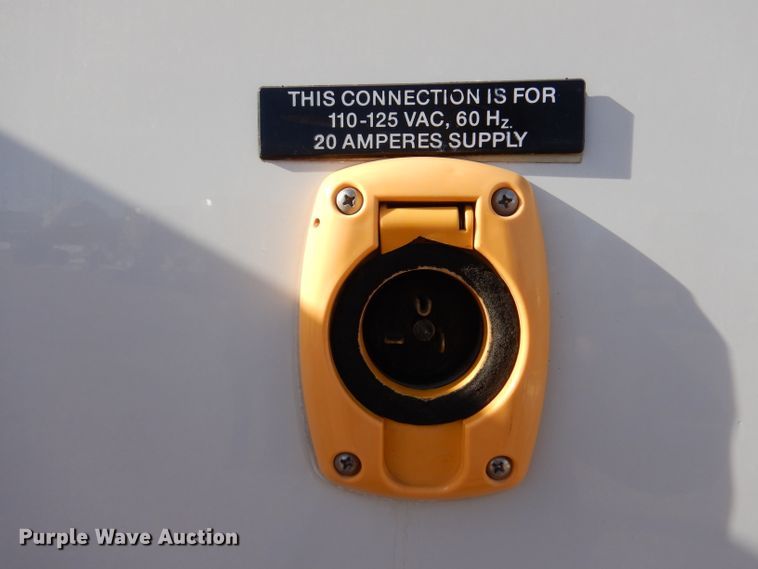 image for item IE9533 2008 Ford E450 Super Duty  ambulance