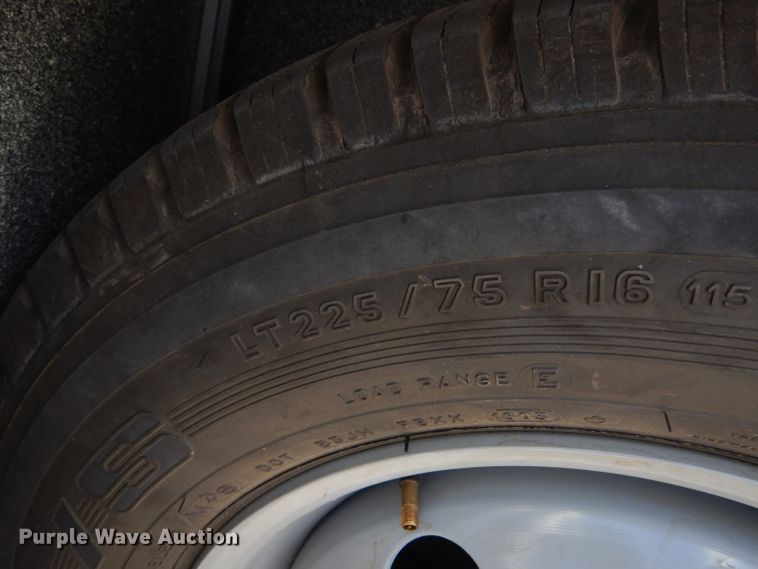 image for item IE9533 2008 Ford E450 Super Duty  ambulance