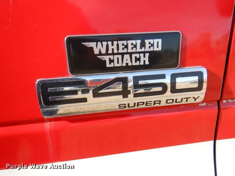 image for item IE9533 2008 Ford E450 Super Duty  ambulance