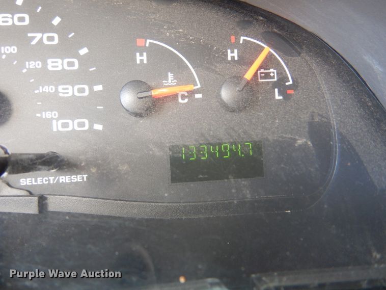 image for item IE9533 2008 Ford E450 Super Duty  ambulance