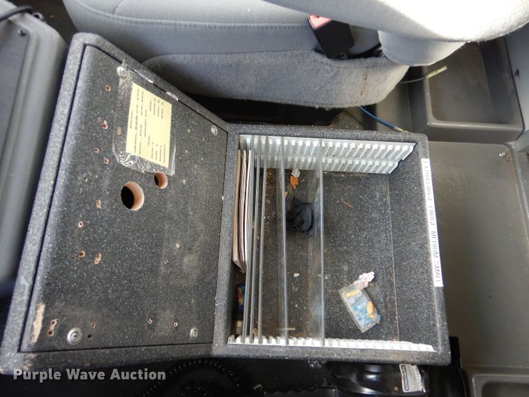 image for item IE9533 2008 Ford E450 Super Duty  ambulance