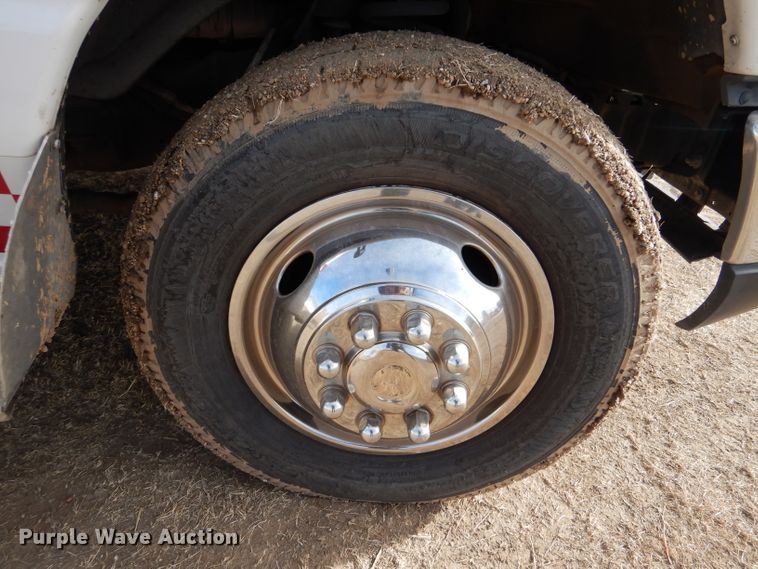 image for item IE9533 2008 Ford E450 Super Duty  ambulance