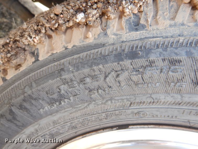 image for item IE9533 2008 Ford E450 Super Duty  ambulance