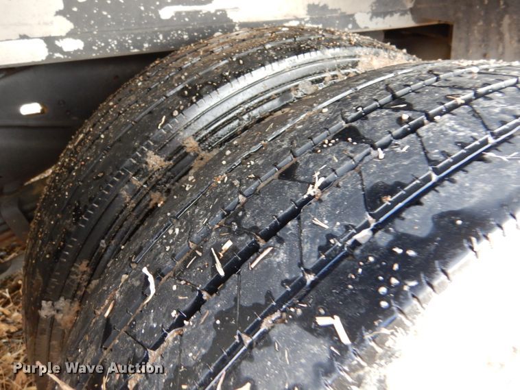 image for item IE9533 2008 Ford E450 Super Duty  ambulance