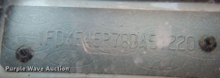 image for item IE9533 2008 Ford E450 Super Duty  ambulance