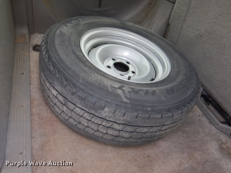 image for item IE9534 1999 Chevrolet Suburban C1500  SUV