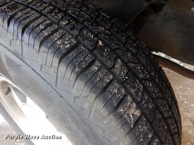 image for item IE9534 1999 Chevrolet Suburban C1500  SUV