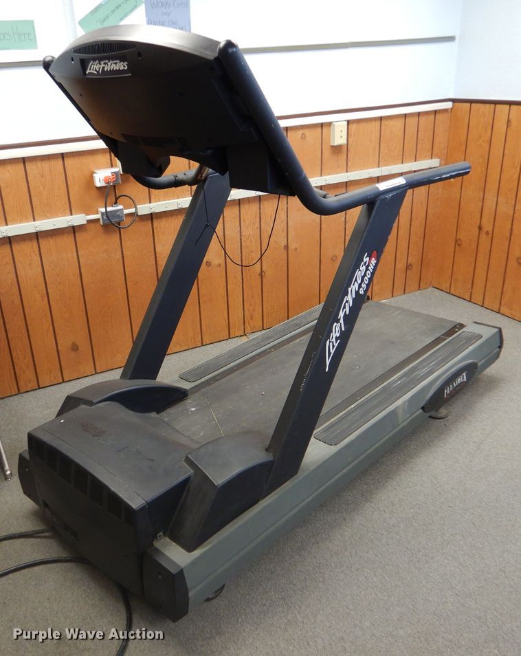 image for item IE9535 Life Fitness TR95S treadmill