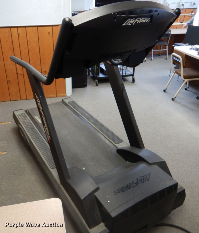 image for item IE9535 Life Fitness TR95S treadmill