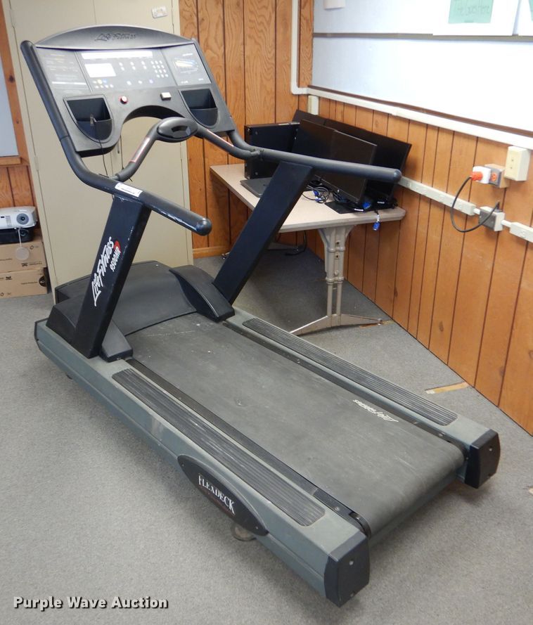 image for item IE9535 Life Fitness TR95S treadmill