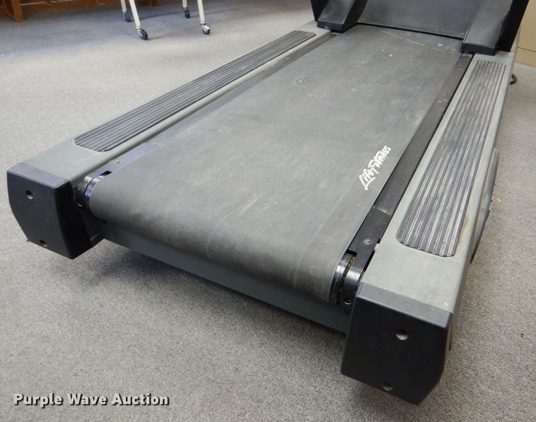 image for item IE9535 Life Fitness TR95S treadmill