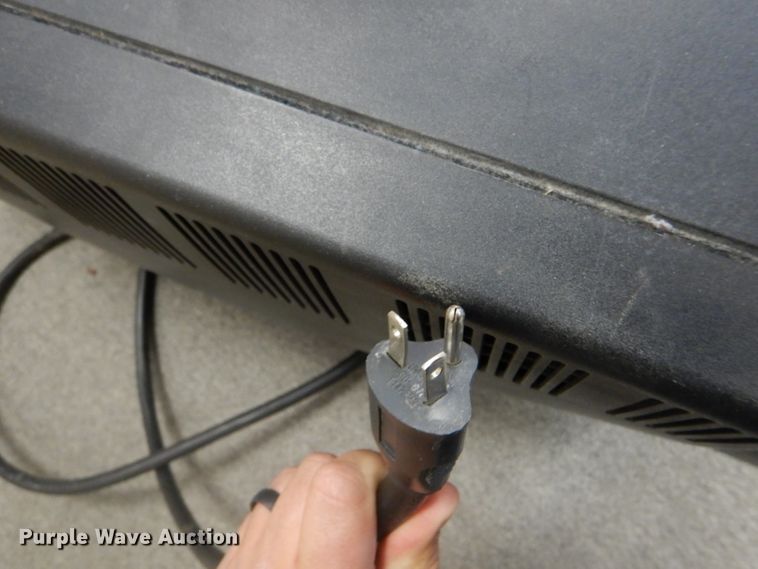 image for item IE9535 Life Fitness TR95S treadmill