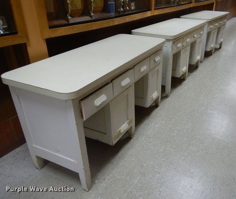 image for item IE9537 (3) wood desks